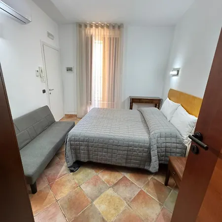 Πανσιόν Le Scalette Del Centro