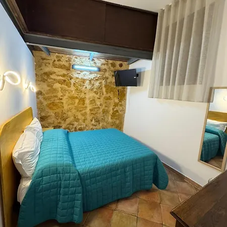Le Scalette Del Centro Πανσιόν Αγκριτζέντο
